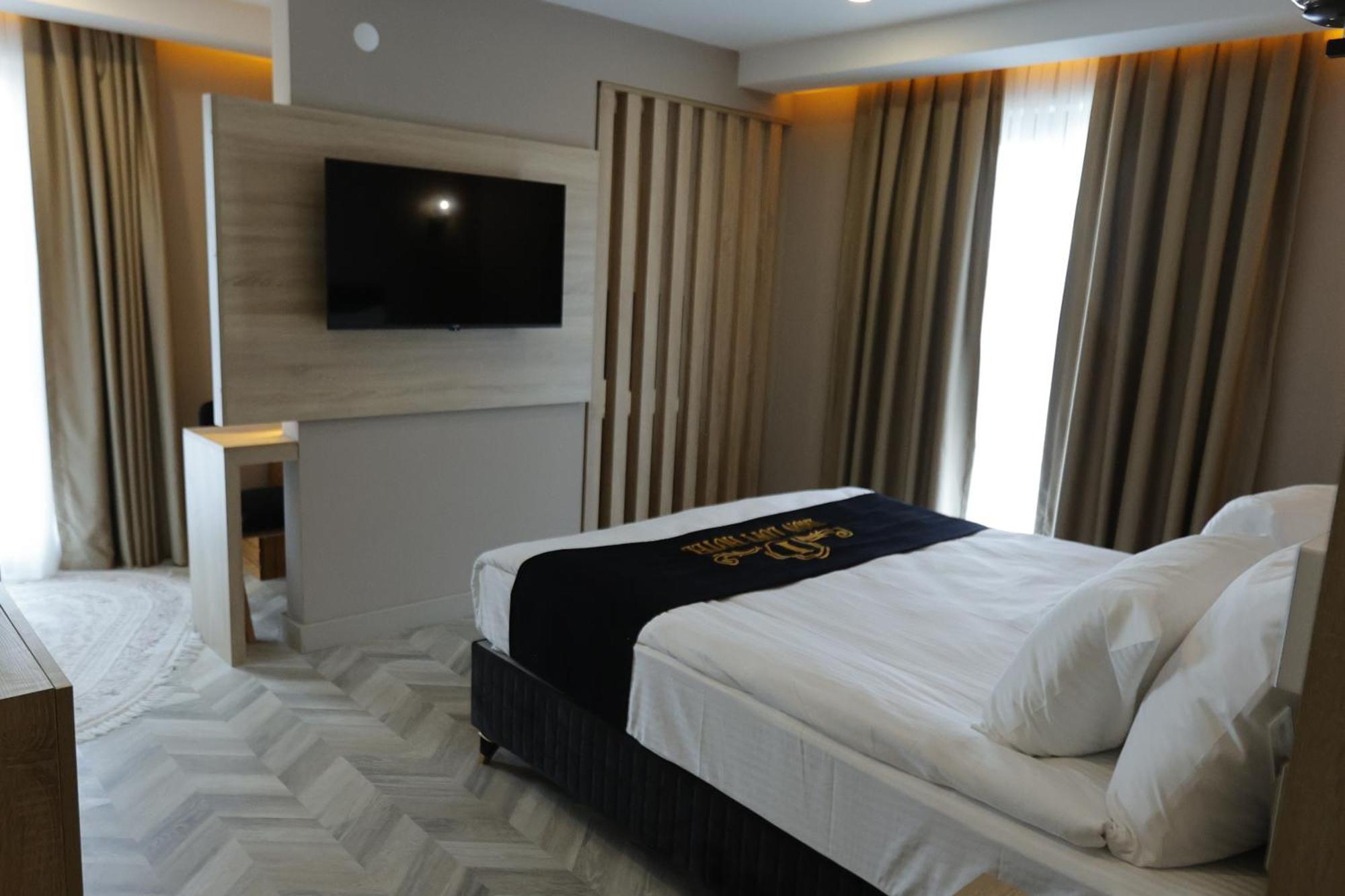 Iron Loft Hotel 이스파르타 외부 사진