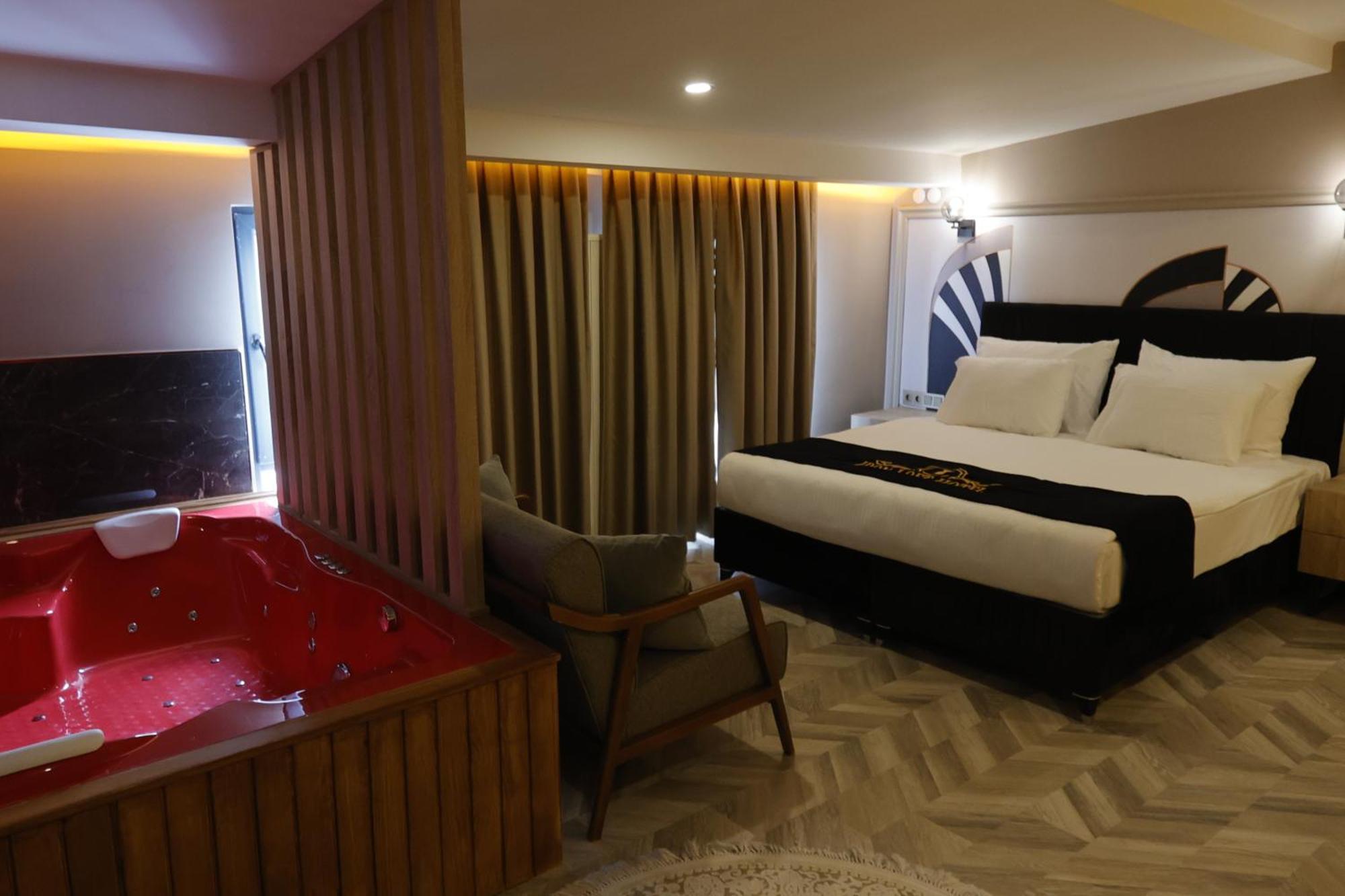 Iron Loft Hotel 이스파르타 외부 사진